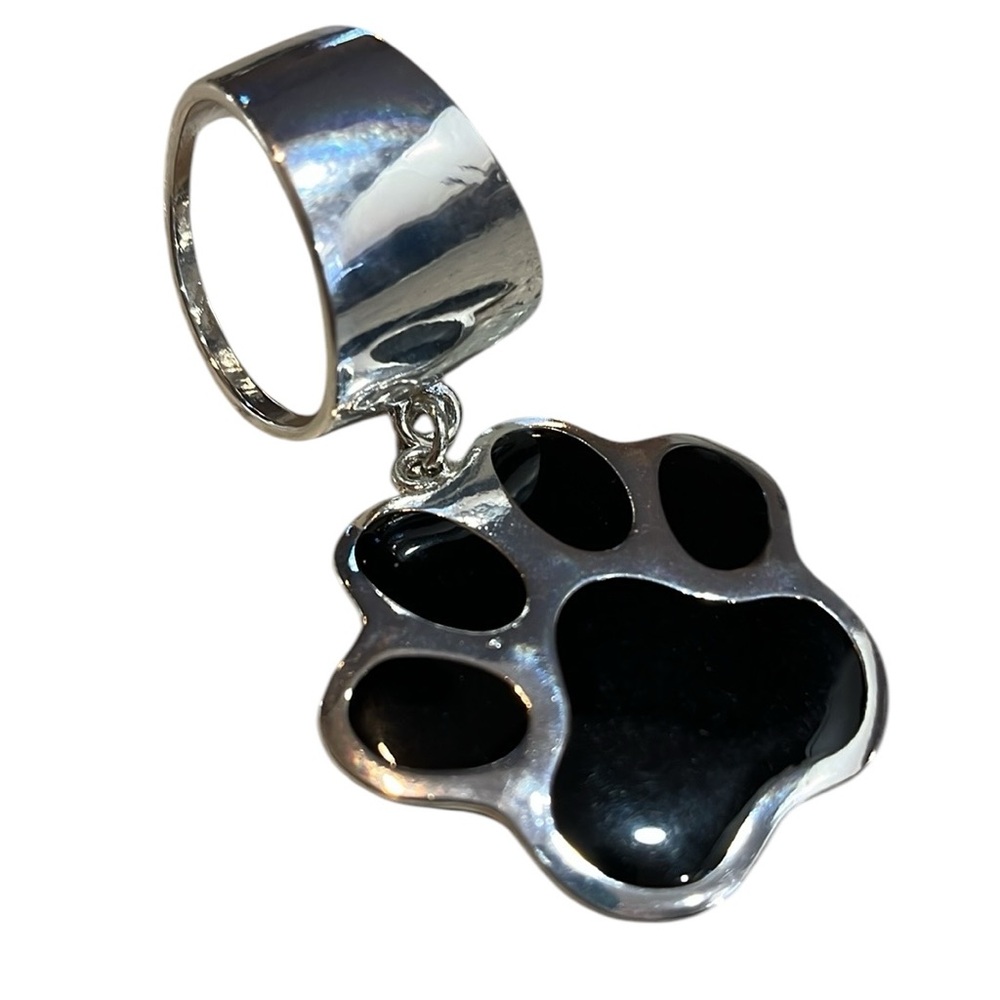 DOG PAW SCARF RING CHARM BLACK SILVER TONE NEW IN PACKAGE